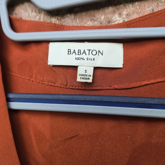 Aritzia Babaton Womens Corbett Rust Silk Romper Size S - Picture 4 of 4